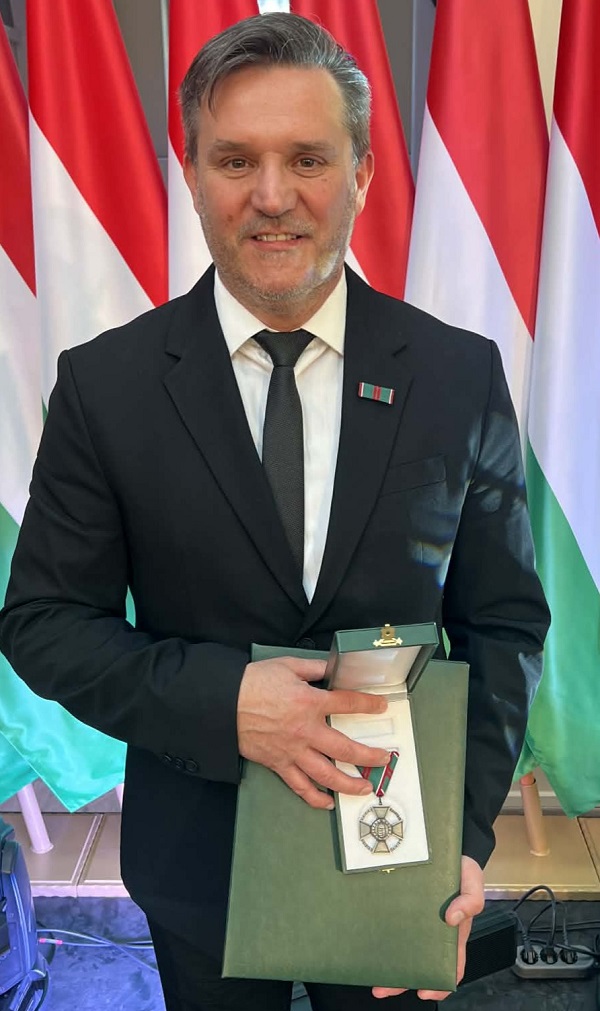 Rangos kit&uuml;ntet&eacute;st kapott F&oacute;ri&aacute;n Zolt&aacute;n, az Agr&aacute;rUni&oacute; &aacute;lland&oacute; szak&eacute;rtője