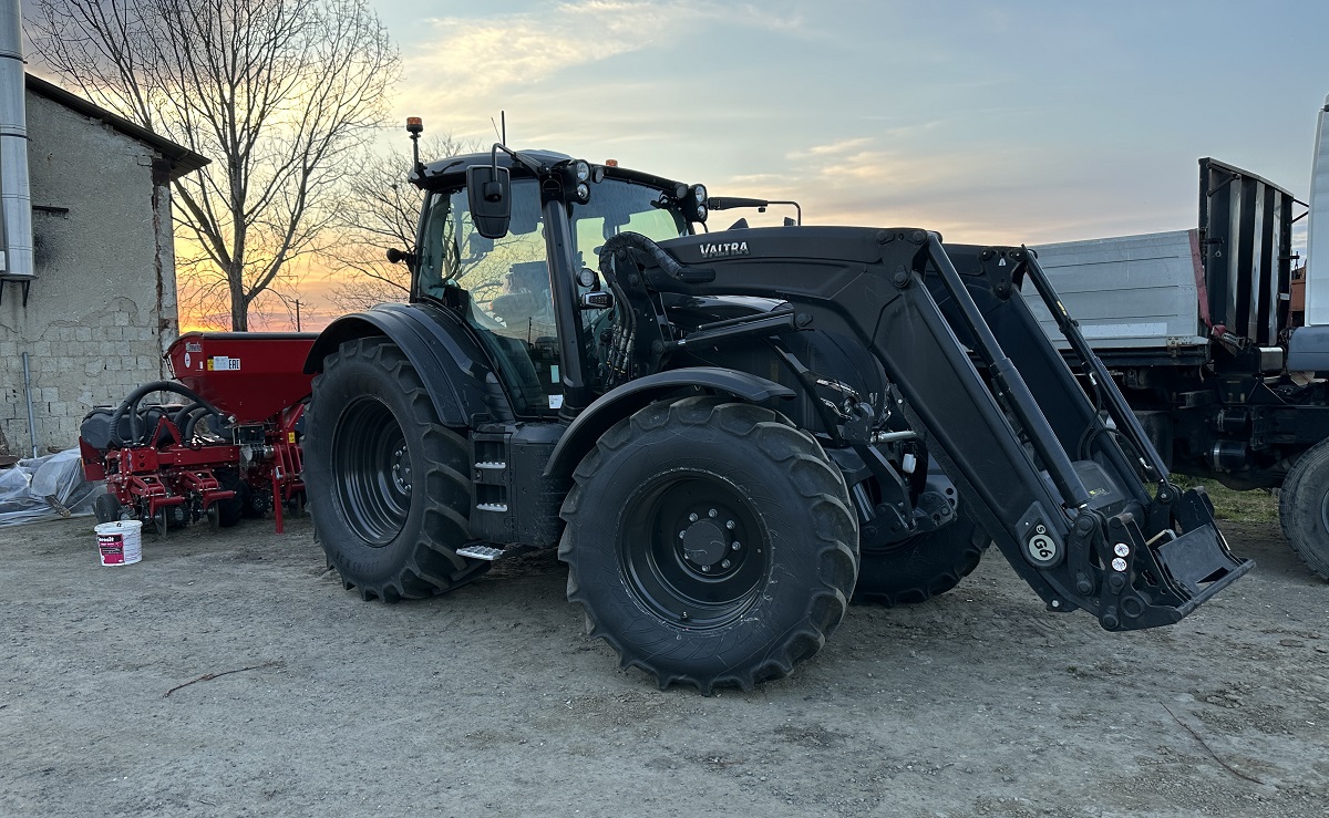 Csak precízen! – Terepszemlén: Valtra N155e Direct